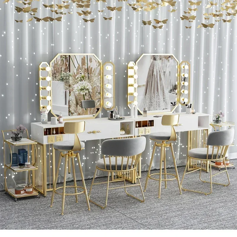 Photo studio rock dresser make - Beauty And Makeup Studio 评论和价格
