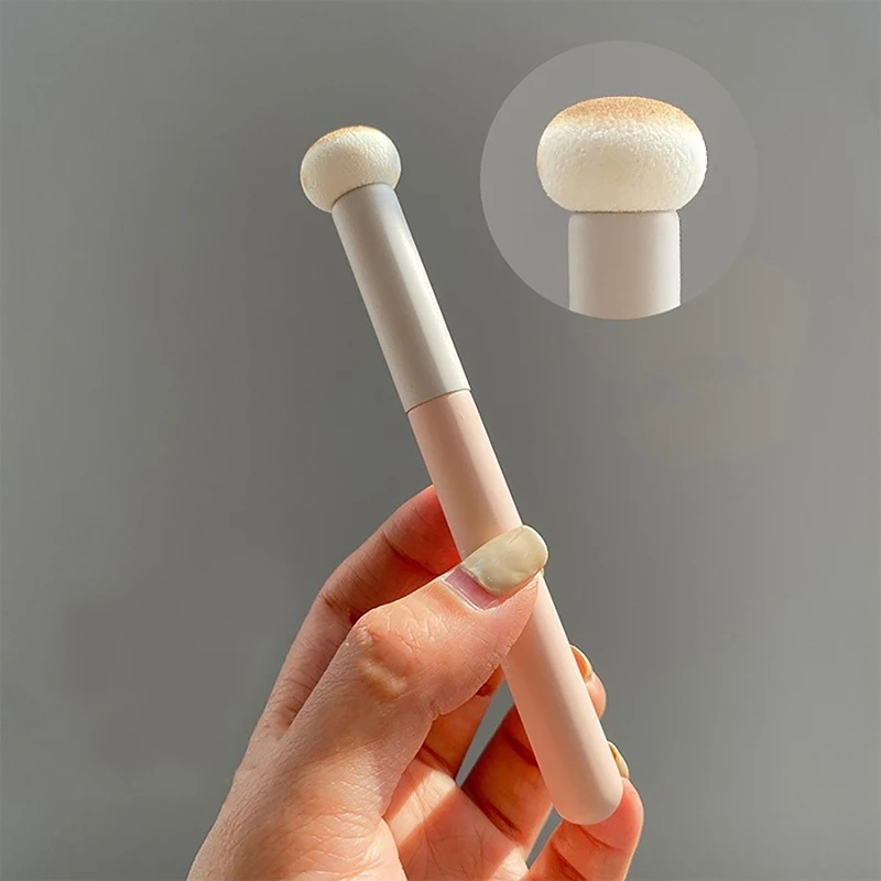 Small Mushroom Concealer Brush - Beauty Makeup Tools Use 评论和价格